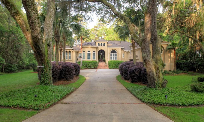 St. Simons Island House | SPACIOUS LUXURY HOME
