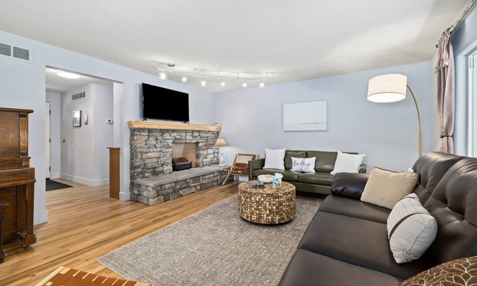 Boise House | Spacious Midcentury Home | Kid's Secret Hideout