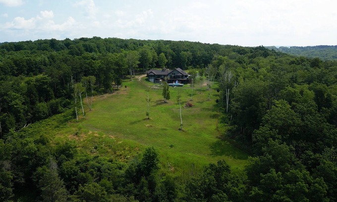 Corning House | Spacious modern mountain style home with beautiful western views in Corning, NY