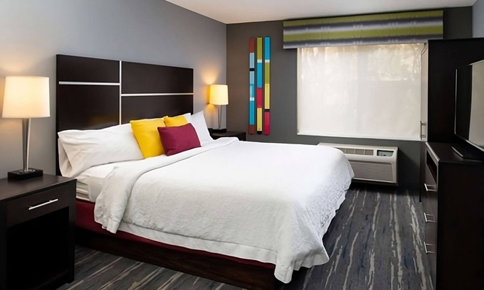 Glenwood Springs Hotel | Spacious Mountain Getaway | 2 Units | near Hot Springs & Glenwood Caverns