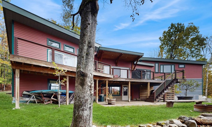 Bethel House | Spacious Mountain Chalet with Sauna, Deck, and Ski/Snowboard Adventures Nearby