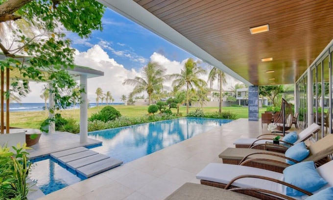 Ngu Hanh Son House | Spacious PoolVilla in 5 Star Resort near the beach