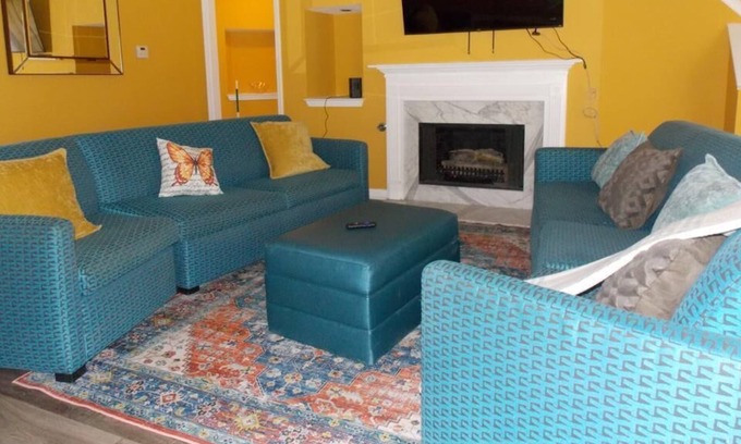 Southwind House | Spacious remodeled home in East Memphis