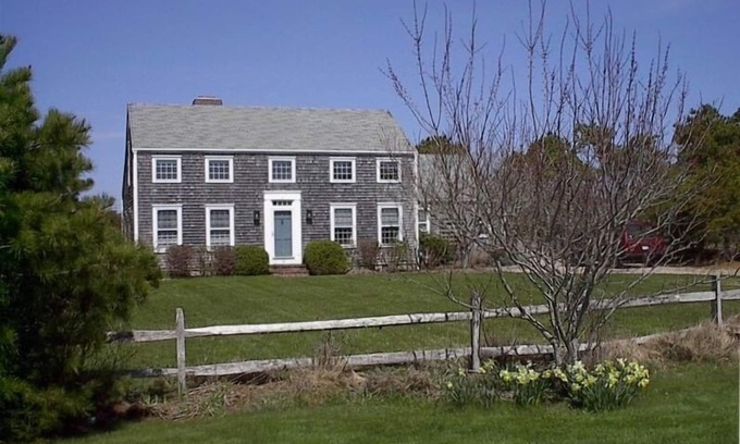 West of Town House | Spacious Saltbox Colonial close to town and beaches