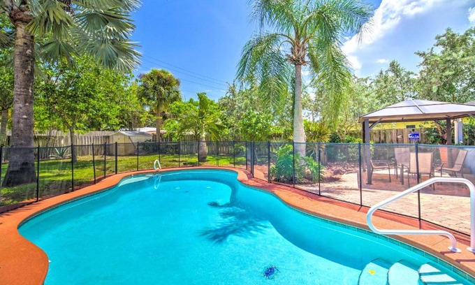 Indian Harbour Beach House | Spacious Satellite Beach Home Walk to Shore!