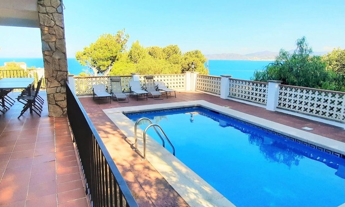 Llanca Apartment | Spacious Seaside Apartment with Terrace and Pool in Tranquil Cap Ras, Llançà