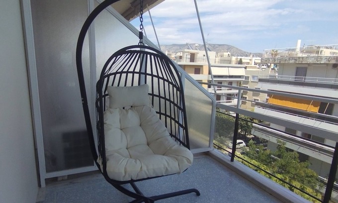 Alimos Apartment | Spacious Seaside Flat at Alimos