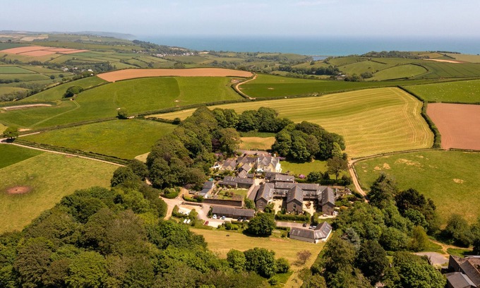 Chillington Other | Spacious South Devon barn - large garden, stunning beaches, perfect for families