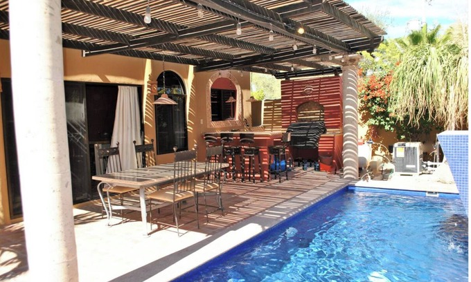 Loreto House | Spacious, steps to the beach, Casa Isla Del Carmen