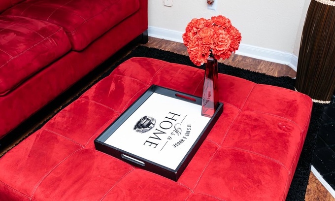 George Bush Park/Eldridge Apartment | Spacious Stylish 1 BR Pad by City Center