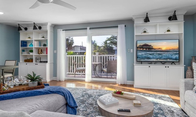 Sunset Beach House | Spacious Treasure Island House With Heated Pool Located Only 2 Minutes From The Beach