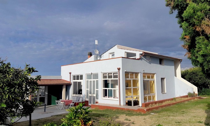 Sorso House | Spacious vacation home in a quiet location with sea views