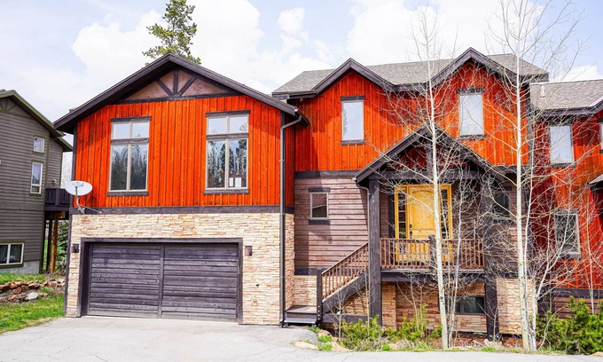Wildernest House | Spacious with private hot tub and King size beds and en-suites