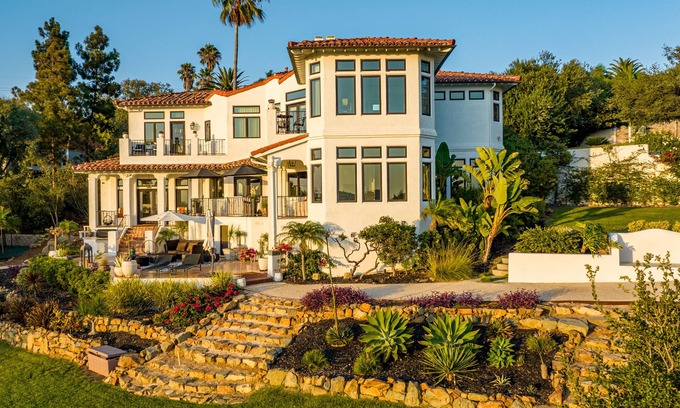 Carlsbad House | Spanish Modern Estate - 1 Acre - 180° Sunset Ocean Views - PGA + Beaches Nearby