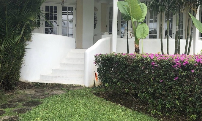 Westmoreland House | Spanish style villa in Golf Course community