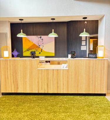 Gateway Hotel | Spark by Hilton Toronto Mississauga