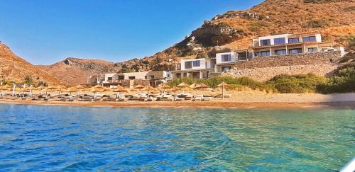 Kea Hotel | Spathi Beach Suites Kea