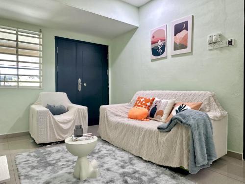 Central Seberang Perai House | Specious Living Cozy House