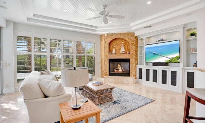 Bonita Springs Villa | Spectacular 4-bedroom Beach House | Sleeps 10