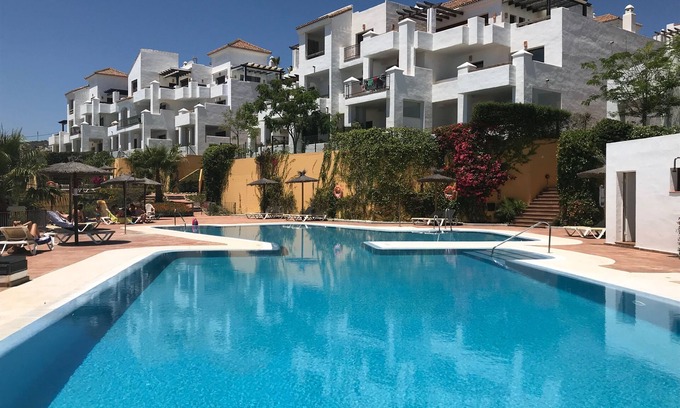 San Roque Apartment | Spectacular apartment in Alcaidesa: GOLF AND BEACH