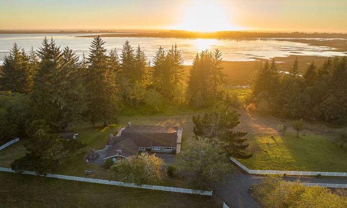 Crescent City House | Spectacular Lakefront Ranch Estate in Redwoods, 153 Acre Retreat