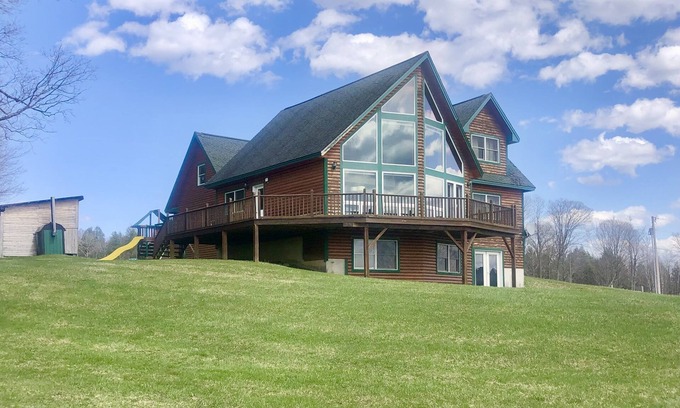 Newport Center House | Spectacular Mountain Views from this Chalet Near Ski Resort and Lake