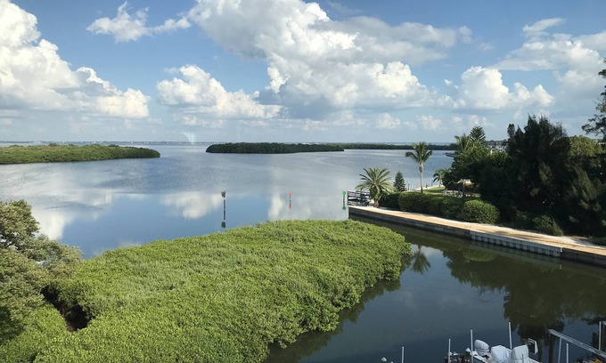 Longboat Key Condo | Spectacular Sarasota Bay Views from all rooms