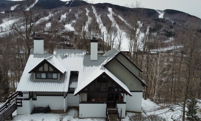 Lincoln House | Spectacular Views Across from Loon, 5 BR, Access to Mtn Club Pools, Shuttle