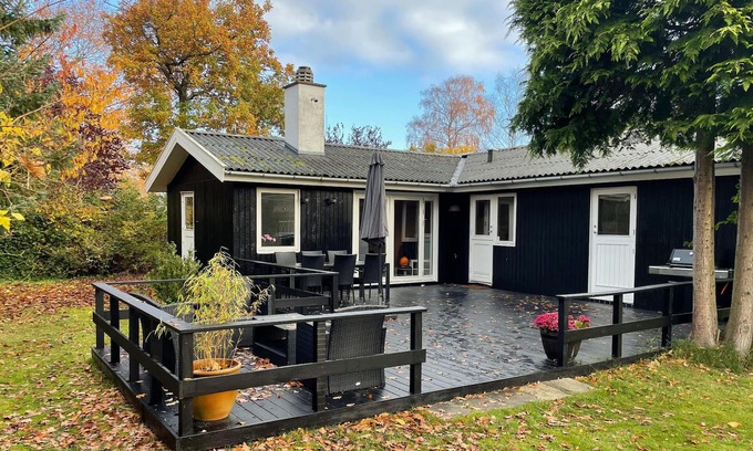 Hornbaek House | Spend an unforgettable vacation with friends and family in this beautiful cottage near the sea at Ho