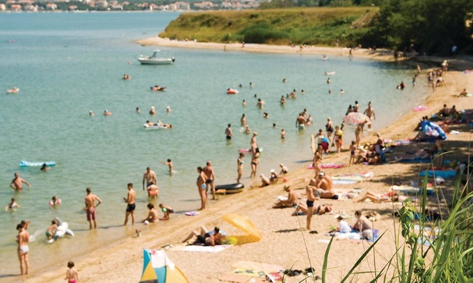 Poljica House | Spend your holiday in this luxurious and modern holiday home with swimming pool.