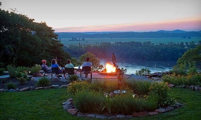 Hermann Apartment | Spirit Hill Guest House And Gardens Patio Suite