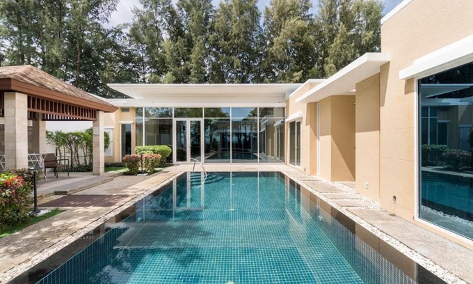 Mai Khao Villa | Splash Villa by Villacarte