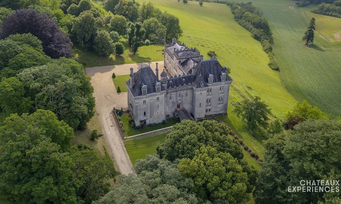 Grand-Brassac Other | Splendid 14th century castle with swimming pool in the south-west of France.