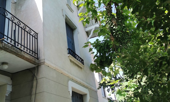 Avignon Villa | Splendid 1930s villa near the ramparts and downtown