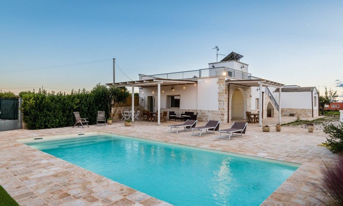 Martina Franca Villa | Splendid Puglia Villa | 3 Bedrooms | Villa Sara | Great Pool Area