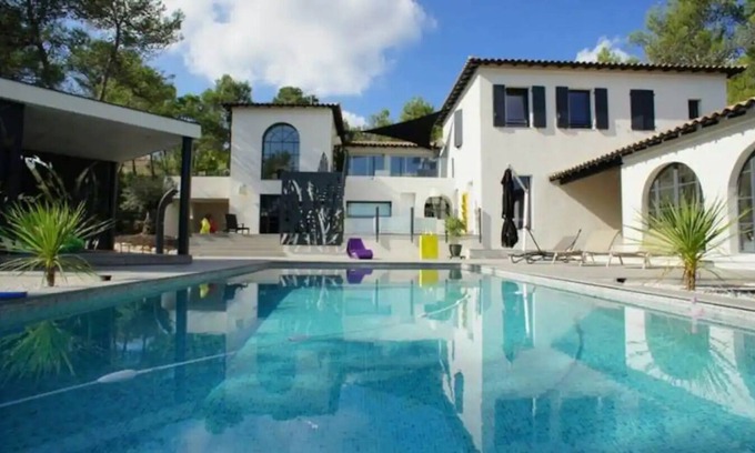 Saint-Gely-du-Fesc Villa | Splendid spa villa, swimming pool, home cinema, gym and games