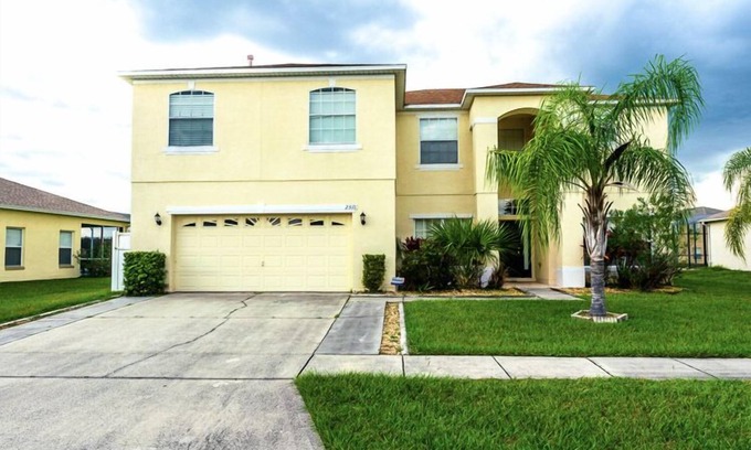 Crescent Lakes Villa | Sprawling Private Pool Home near Disney w/Pond Views & Game Room