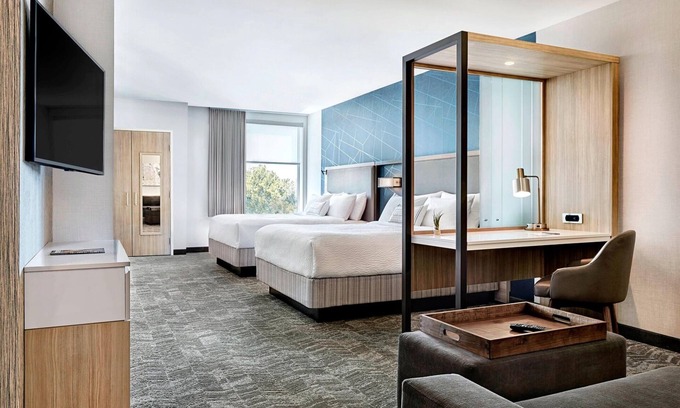 Estero Hotel | SpringHill Suites by Marriott Fort Myers Estero