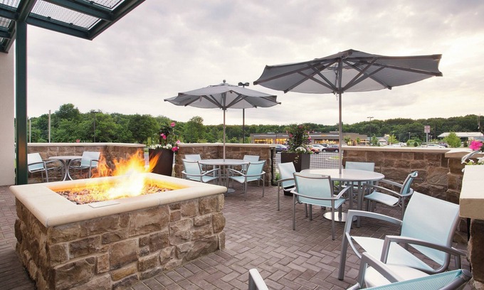 Mount Laurel Hotel | Springhill Suites Mount Laurel