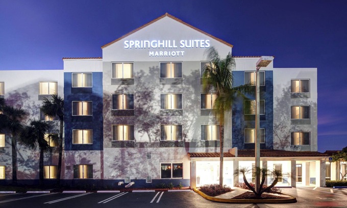 Saint Lucie West Hotel | SpringHill Suites Port St. Lucie