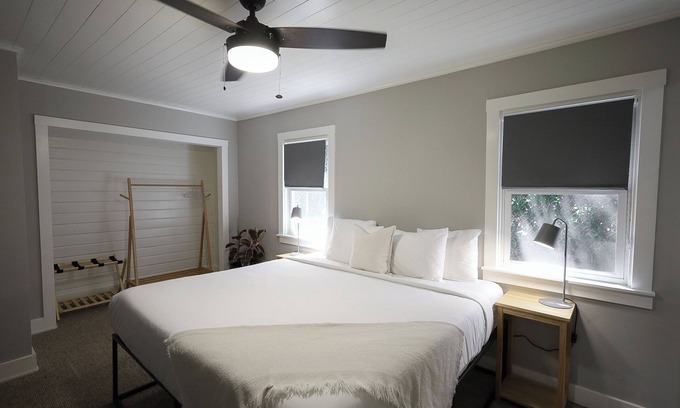 Nevada City Cottage | Spruce Cottage at Piety Hill Cottages