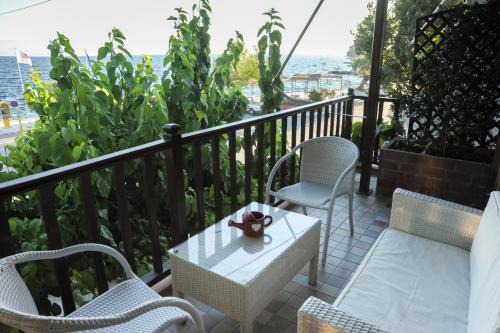Platanidia Apartment | Spyrou Studios & Apartments