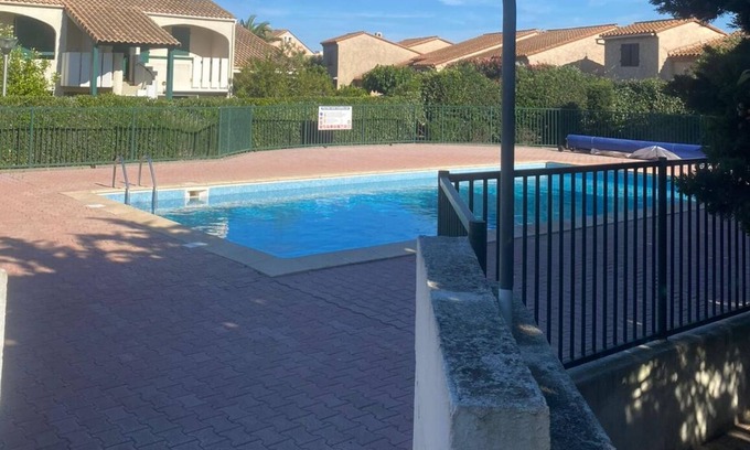 Saint-Cyprien Plage Apartment | St Cyprien Air-conditioned house near the beach with swimming pool
