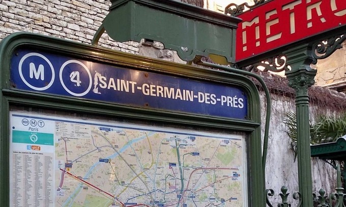 Quartier de la Monnaie Apartment | St-Germain’s Finest: Premier Corner of Rue de Seine & Rue de Buci, St-Germain