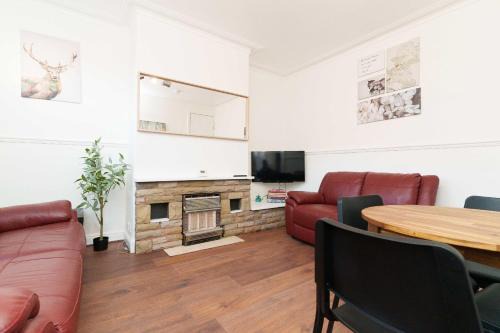 Harehills House | St Johns House