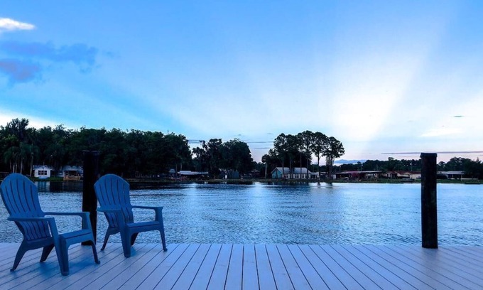 Astor House | St. Johns RIVERFRONT Key Lime House