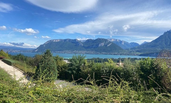 Saint-Jorioz House | ST-JORIOZ, Spacieuse villa, vue sur le lac , 6 pers