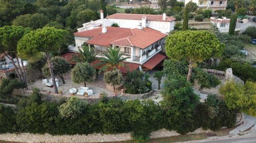 Banjol Apartment | St Lucia Castle