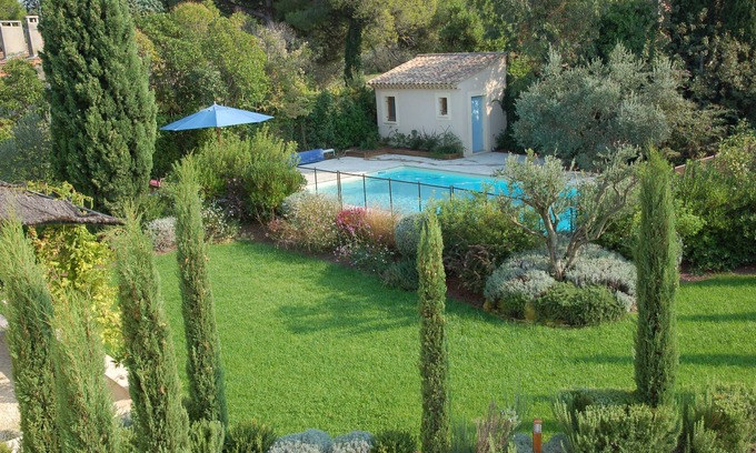 St.-Remy-de-Provence House | St Rémy De Provence: Charming Provencal Mas, walking distance from the village