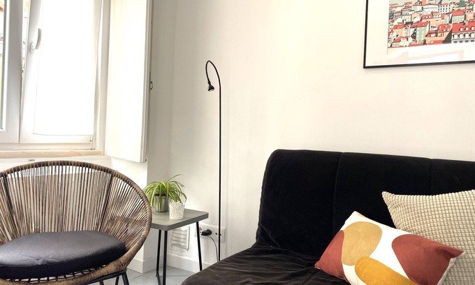 Alfama Apartment | Sta Clara House -Cozy Flat@Graça. NewDeco2024!